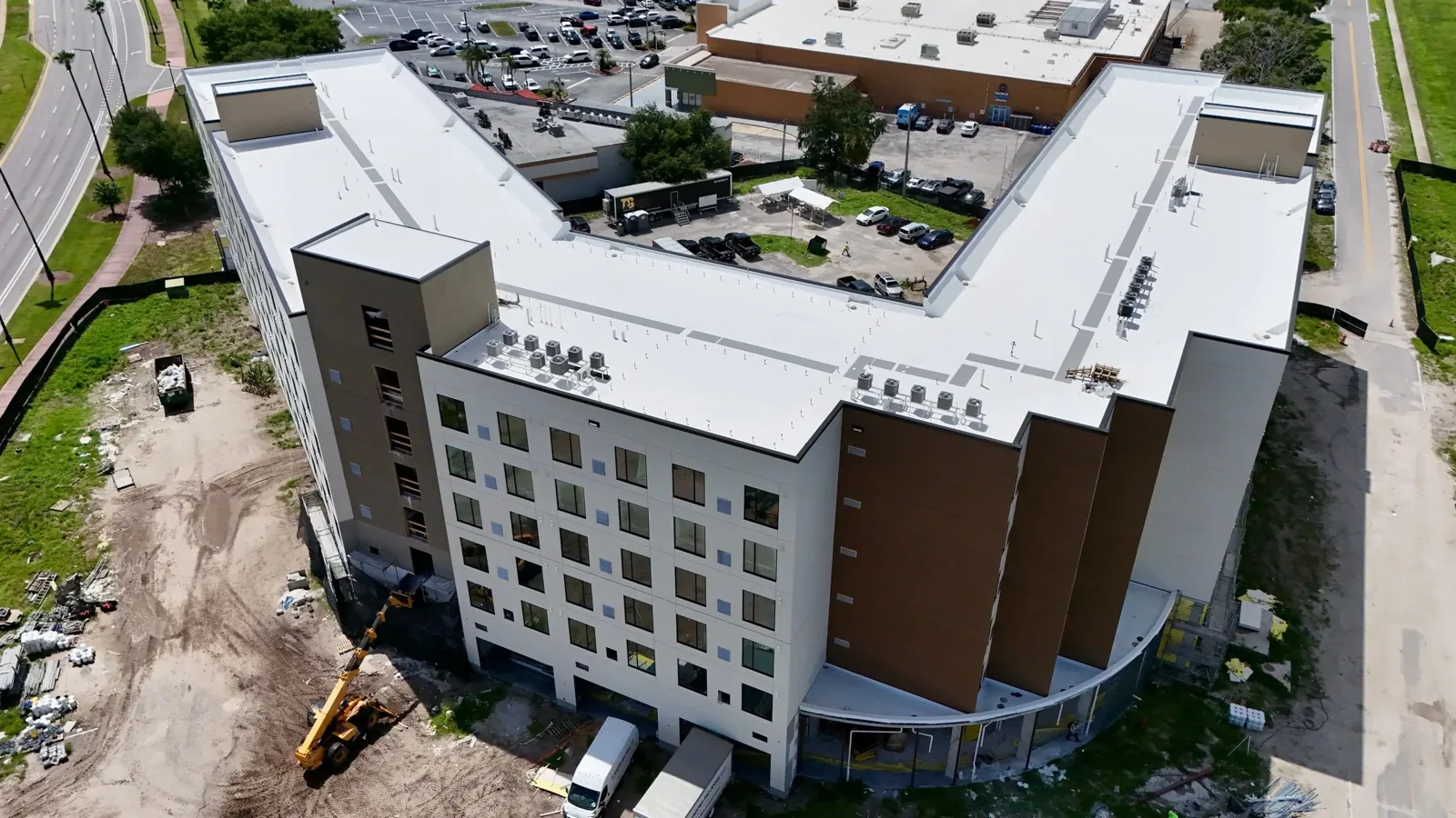Commercial roof repair in Simi Valley, CA Commercial roof repair in Simi Valley, CA